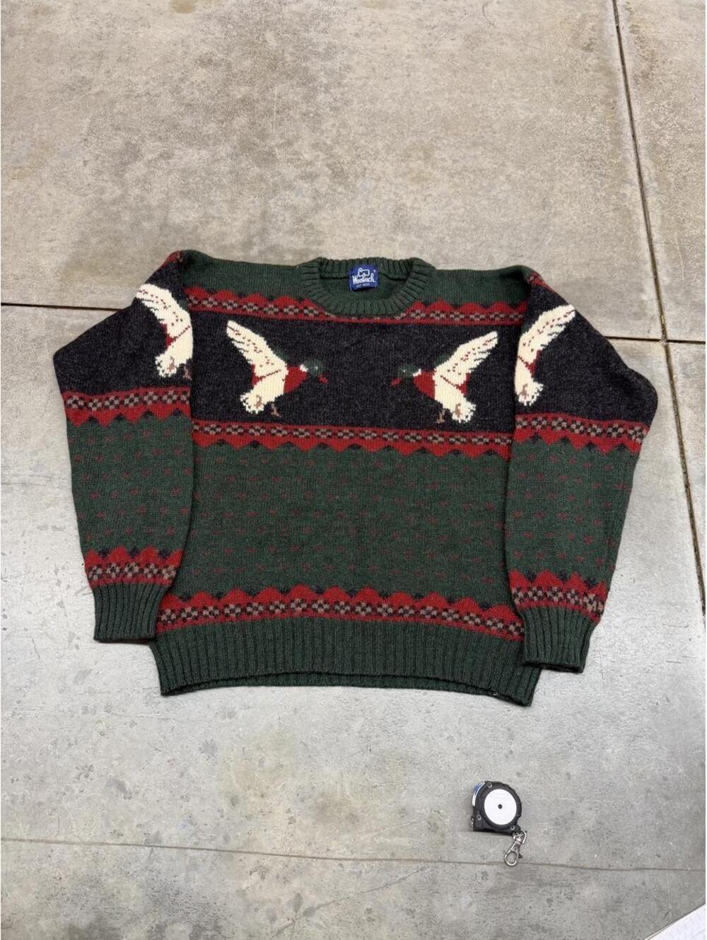 vintage woolrich duck green and grey big logo knit sweater size large